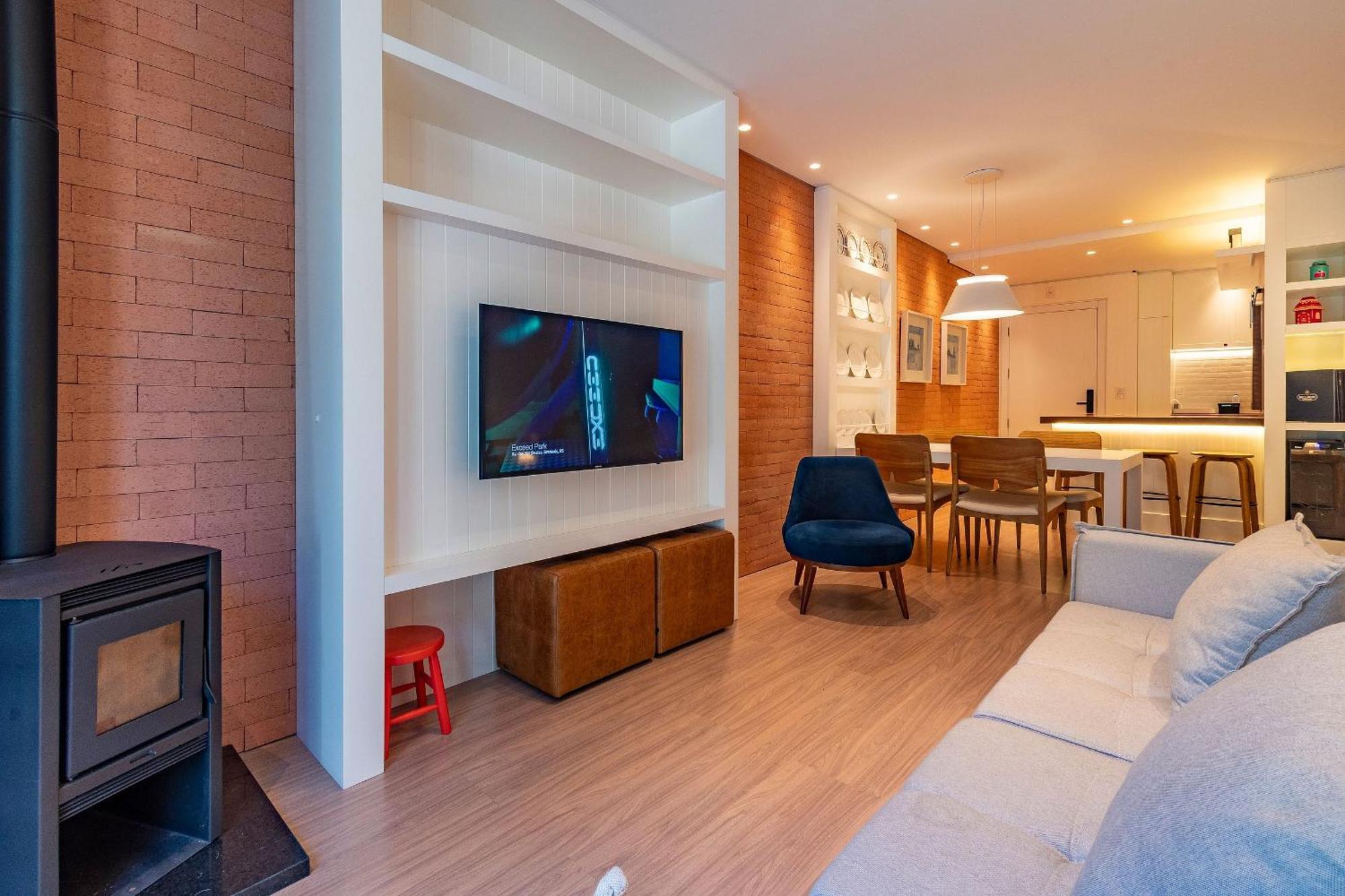 Rosa Edificio Bellagio Canela Com Infraestrutura Completa Apartment Exterior photo